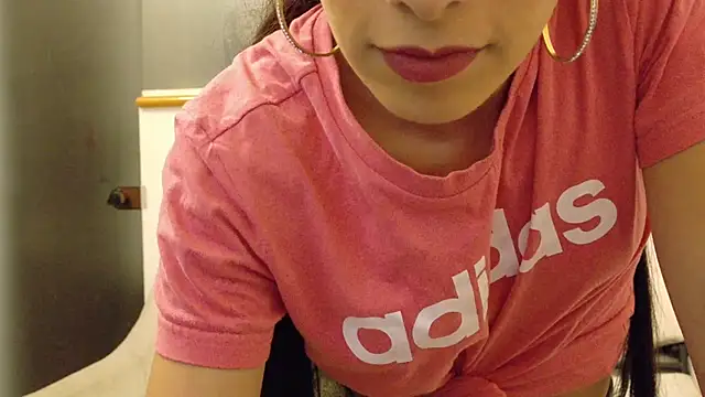 amabel zambrano online show from 03/13/25, 08:48