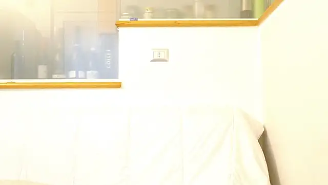 amabel zambrano online show from 03/15/25, 08:48