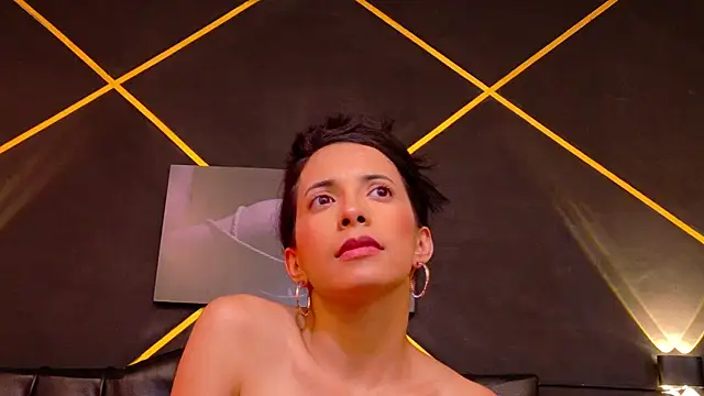 amabel zambrano online show from 05/11/26, 04:04
