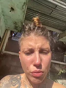 Izy cute  online show from 01/29/25, 08:56