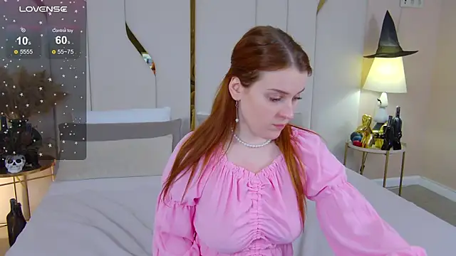 EllieGarson online show from 11/04/25, 05:23