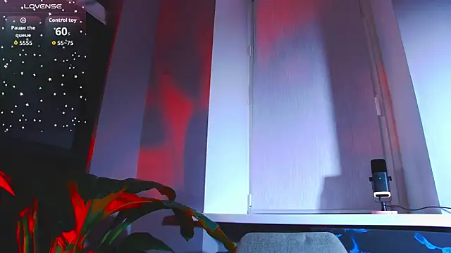 EllieGarson online show from 04/22/26, 05:47