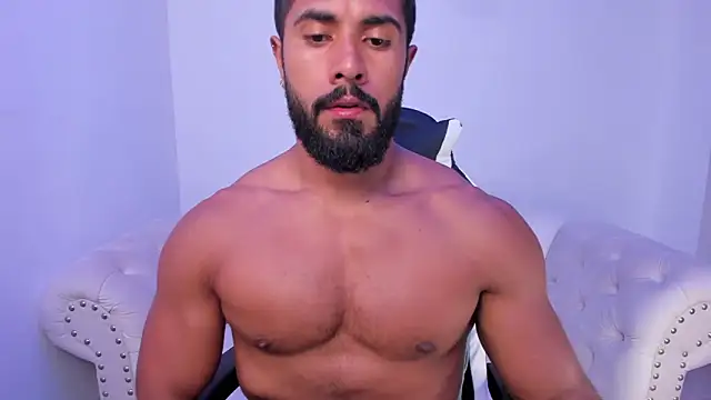Santiago huntt online show from 10/07/25, 10:51