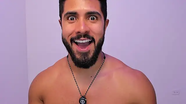 Santiago huntt online show from 04/23/26, 12:01