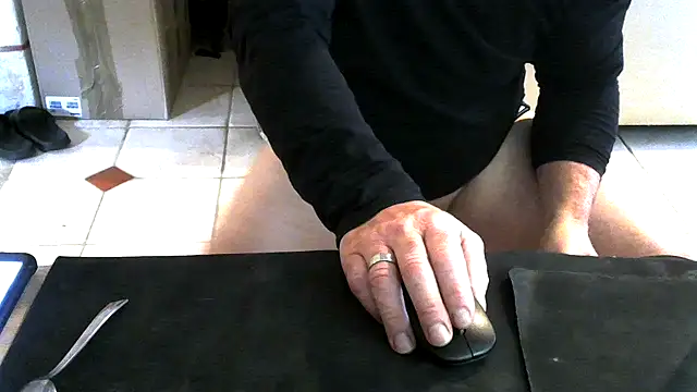 Snapshot of aigledauphin chatting on 10/09/25, 11:08 aigledauphin online show from 10/09/25, 11:08