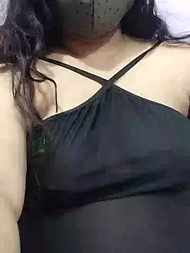 Snapshot of BigAssSarah chatting on 01/11/25, 01:16 BigAssSarah online show from 01/11/25, 01:16