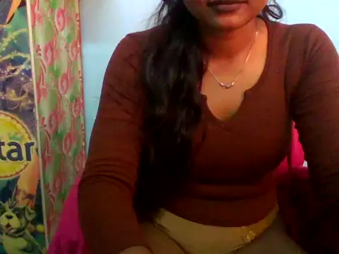 Snapshot of Barbie_183 chatting on 06/22/26, 05:37 Barbie 183 online show from 06/22/26, 05:37