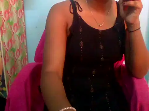 Snapshot of Barbie_183 chatting on 06/23/26, 05:38 Barbie 183 online show from 06/23/26, 05:38