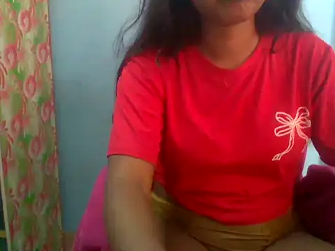Snapshot of Barbie_183 chatting on 07/26/26, 05:37 Barbie 183 online show from 07/26/26, 05:37