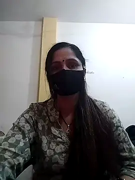 Snapshot of priyancyfun chatting on 01/29/25, 10:48 priyancyfun online show from 01/29/25, 10:48