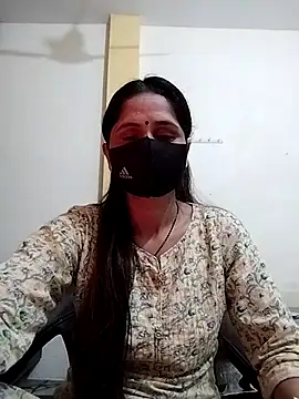 Snapshot of priyancyfun chatting on 01/30/25, 11:01 priyancyfun online show from 01/30/25, 11:01