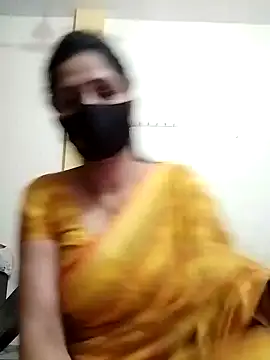 Snapshot of priyancyfun chatting on 02/13/25, 09:51 priyancyfun online show from 02/13/25, 09:51