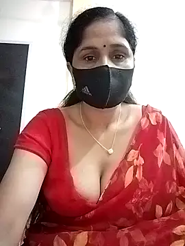 Snapshot of priyancyfun chatting on 09/21/25, 02:24 priyancyfun online show from 09/21/25, 02:24