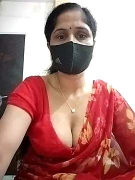 Snapshot of priyancyfun chatting on 10/04/25, 02:53 priyancyfun online show from 10/04/25, 02:53