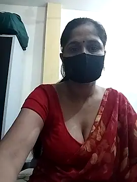 Snapshot of priyancyfun chatting on 05/01/26, 01:10 priyancyfun online show from 05/01/26, 01:10