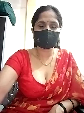 Snapshot of priyancyfun chatting on 05/10/26, 05:07 priyancyfun online show from 05/10/26, 05:07