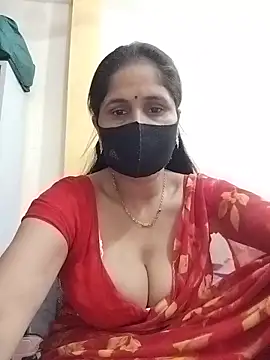 Snapshot of priyancyfun chatting on 05/15/26, 04:19 priyancyfun online show from 05/15/26, 04:19