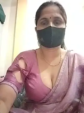 Snapshot of priyancyfun chatting on 05/15/26, 04:36 priyancyfun online show from 05/15/26, 04:36