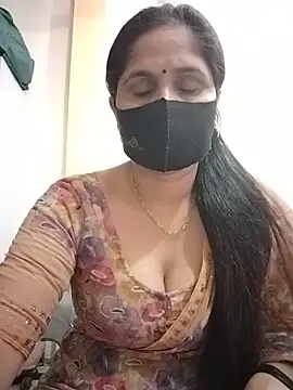 Snapshot of priyancyfun chatting on 05/17/26, 08:45 priyancyfun online show from 05/17/26, 08:45