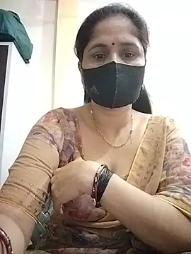 Snapshot of priyancyfun chatting on 05/28/26, 01:47 priyancyfun online show from 05/28/26, 01:47