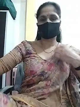 Snapshot of priyancyfun chatting on 06/03/26, 04:01 priyancyfun online show from 06/03/26, 04:01