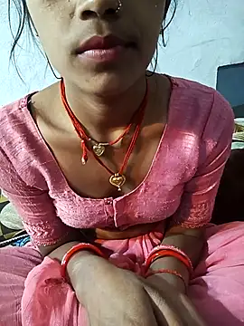 Snapshot of Amaya_Bajwa chatting on 02/13/25, 10:23 Amaya Bajwa online show from 02/13/25, 10:23