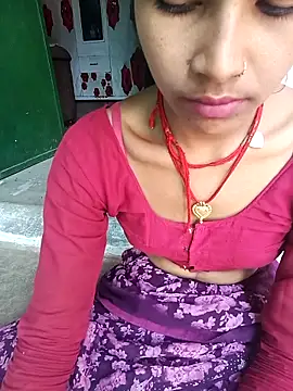 Snapshot of Amaya_Bajwa chatting on 02/18/25, 08:16 Amaya Bajwa online show from 02/18/25, 08:16