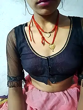 Snapshot of Amaya_Bajwa chatting on 02/22/25, 11:13 Amaya Bajwa online show from 02/22/25, 11:13