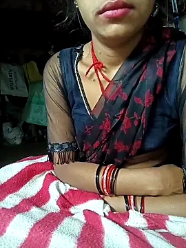 Snapshot of Amaya_Bajwa chatting on 03/03/25, 08:54 Amaya Bajwa online show from 03/03/25, 08:54