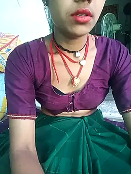 Snapshot of Amaya_Bajwa chatting on 03/19/25, 08:23 Amaya Bajwa online show from 03/19/25, 08:23