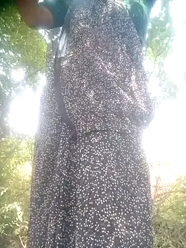 Snapshot of Amaya_Bajwa chatting on 10/18/25, 05:21 Amaya Bajwa online show from 10/18/25, 05:21