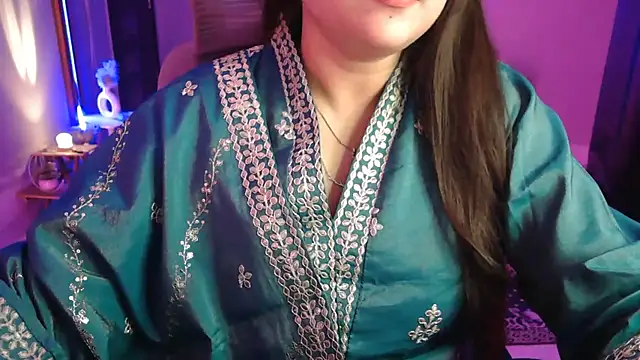 Mitikaa online show from 11/07/25, 01:55