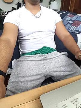 Snapshot of pitorico_bb chatting on 12/02/25, 06:03 pitorico bb online show from 12/02/25, 06:03