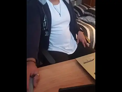 Snapshot of pitorico_bb chatting on 12/14/25, 11:53 pitorico bb online show from 12/14/25, 11:53