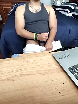 Snapshot of pitorico_bb chatting on 01/06/26, 05:05 pitorico bb online show from 01/06/26, 05:05