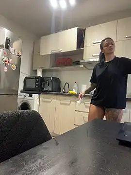 NNNoire online show from 11/25/25, 01:44