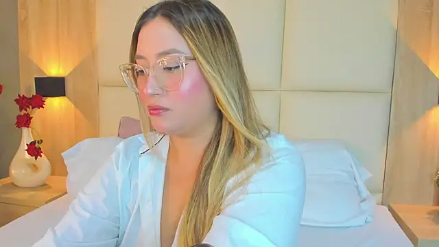 Snapshot of antonella_cutie_ chatting on 07/02/26, 12:33 antonella cutie online show from 07/02/26, 12:33