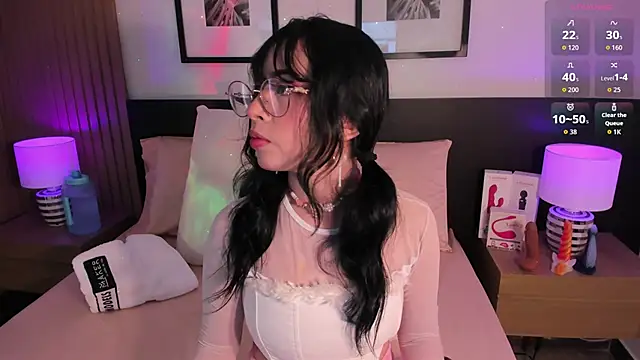 vi anaya online show from 11/12/25, 11:43