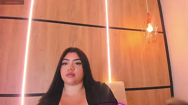 ashlyn parker online show from 12/17/25, 06:36