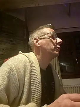 dimitrimarek online show from 02/10/25, 01:03