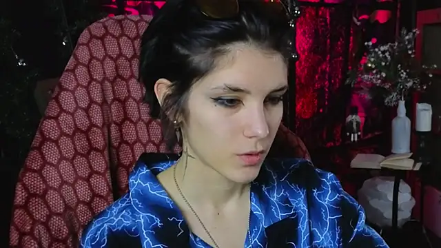 Hyeon Jin online show from 01/06/25, 08:39