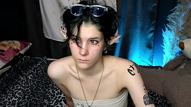 Hyeon Jin online show from 01/15/25, 12:41