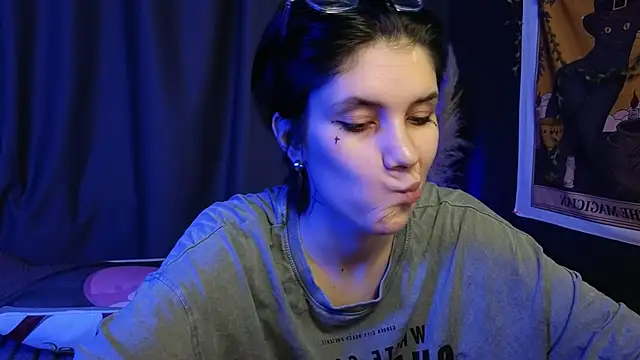 Hyeon Jin online show from 01/29/25, 07:36