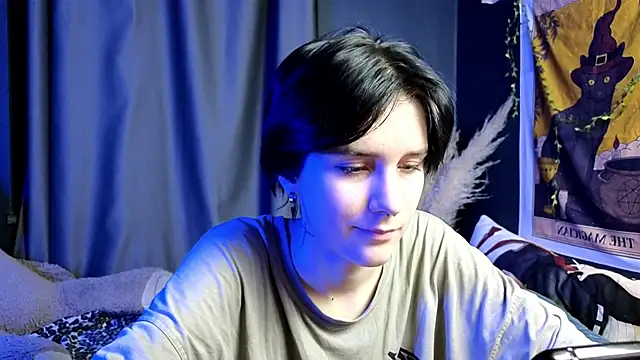 Hyeon Jin online show from 02/09/25, 11:46