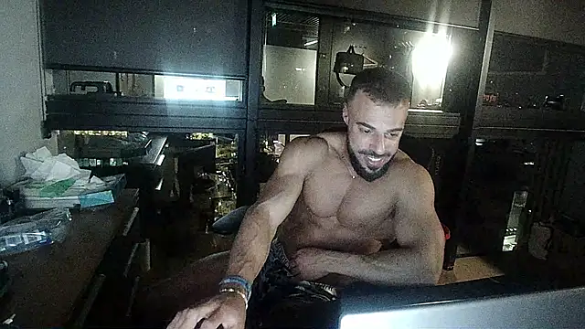 Snapshot of todddantes25 chatting on 01/10/25, 10:46 todddantes25 online show from 01/10/25, 10:46