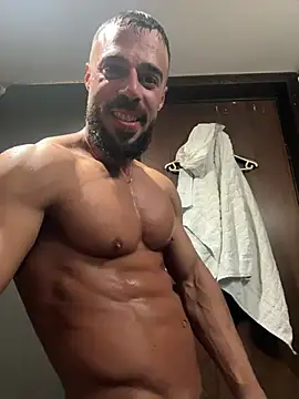 Snapshot of todddantes25 chatting on 02/01/25, 08:39 todddantes25 online show from 02/01/25, 08:39