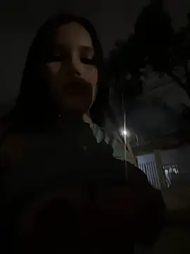 Snapshot of the_queen_of_street chatting on 06/19/26, 11:52 the queen of street online show from 06/19/26, 11:52
