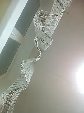 Lauren Amabel online show from 04/02/26, 08:17