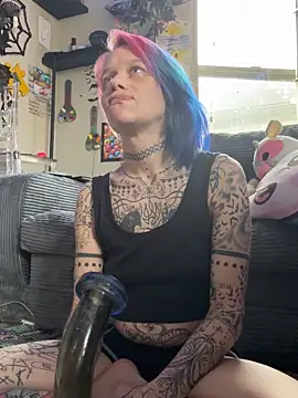 trashbrat online show from 04/24/26, 12:40