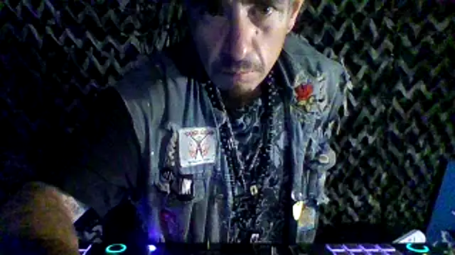Snapshot of justthetip4209 chatting on 07/04/26, 06:08 justthetip4209 online show from 07/04/26, 06:08